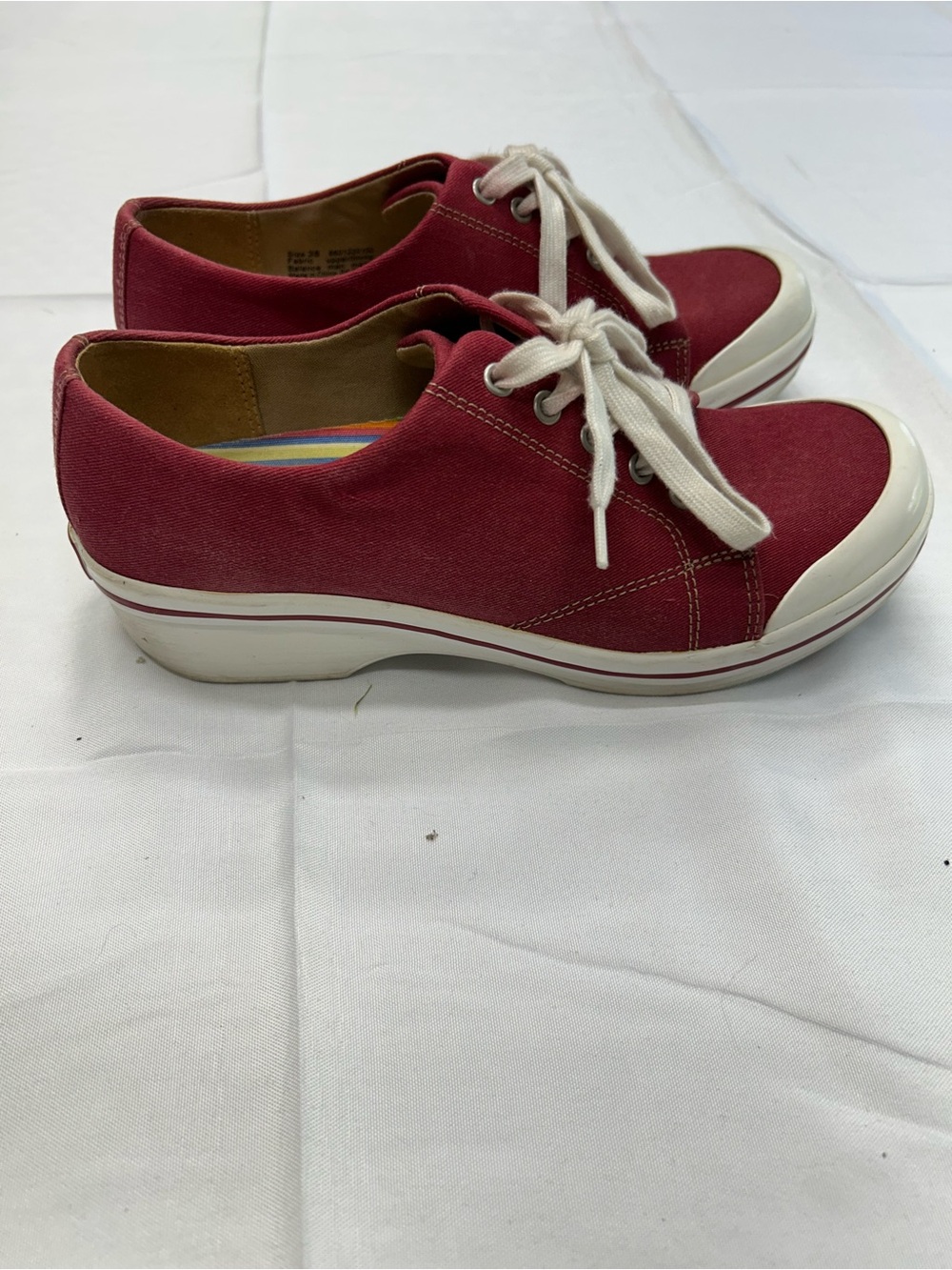 Dansko Veda Vegan Red Canvas Lace Up Sneaker Clogs Size 38